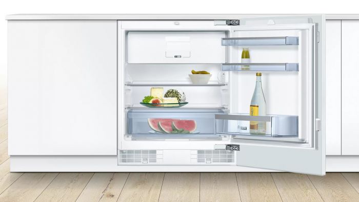 bosch integrated undercounter fridge with icebox