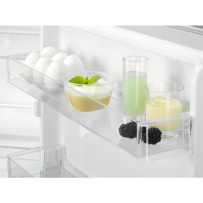 zanussi zxan13fw0 fridge